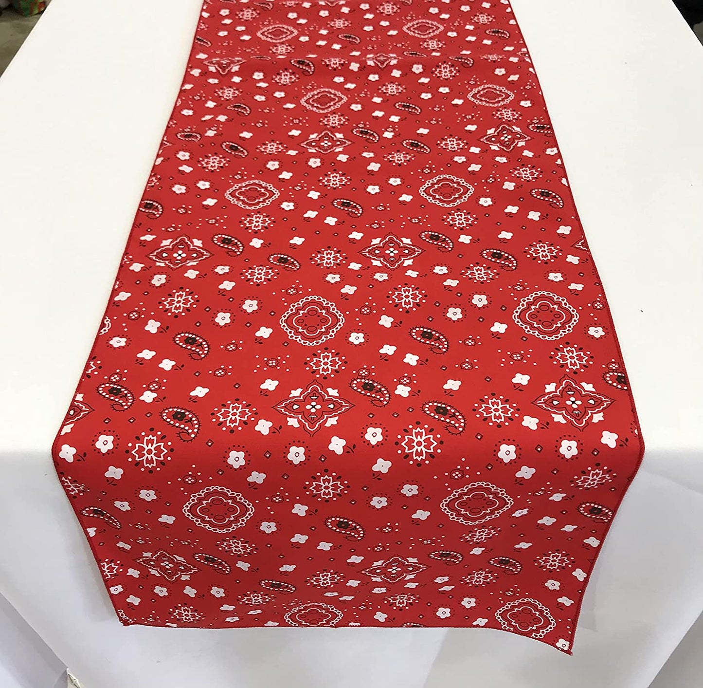 Bandanna Print Poly Cotton Table Runner (Red,