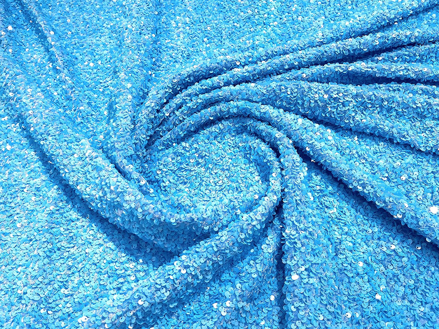 Shiny 5mm Sequin On A 2 Way Stretch Velvet (1 Yard, Turquoise Blue)